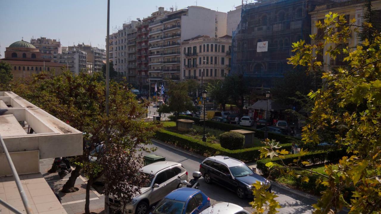 Apartment In The Heart Of Thessaloniki'S Center Exterior foto